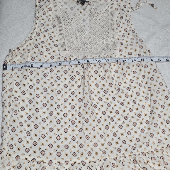 Lily Rose Patterned Midi Dress - Red and White - Picture 10 of 11